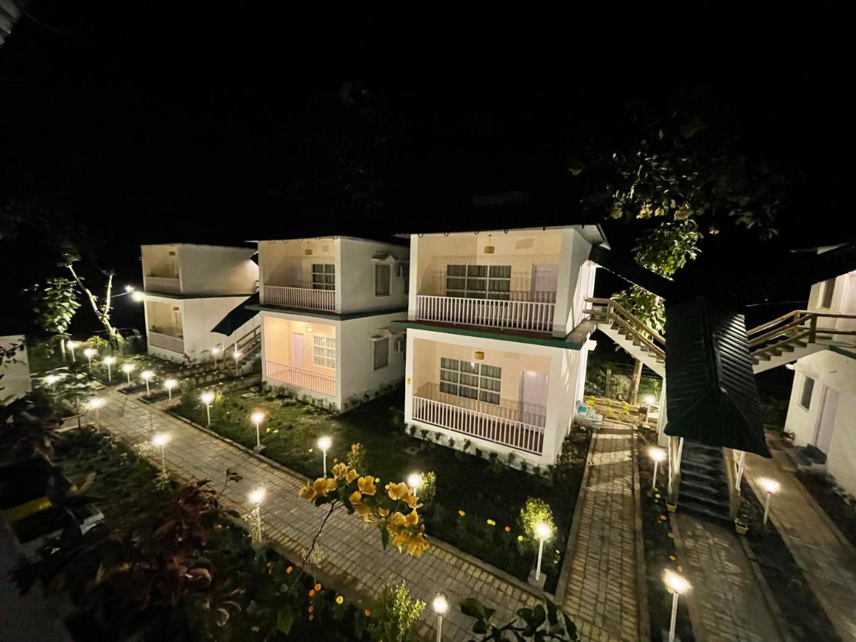 Jaldapara Forest Tourist Lodge Jftl Madari Hat Kültér fotó