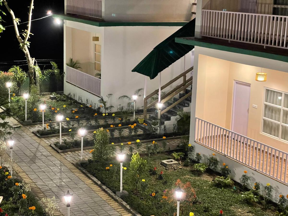 Jaldapara Forest Tourist Lodge Jftl Madari Hat Kültér fotó