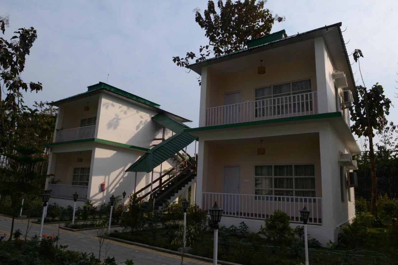 Jaldapara Forest Tourist Lodge Jftl Madari Hat Kültér fotó